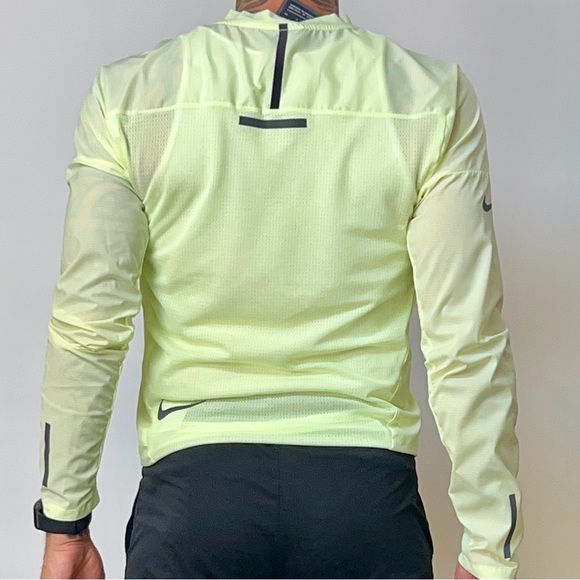 Nike Teck-Pack Running Long Sleeve Jersey - Picture 7 of 7